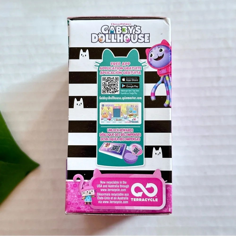 Gabby's Dollhouse, 3 Clip-On Playsets, with Cakey, Baby Box and Mercat Toy NEW - Picture 4 of 10